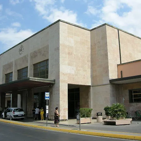 Bed & Breakfast Flori's Viareggio