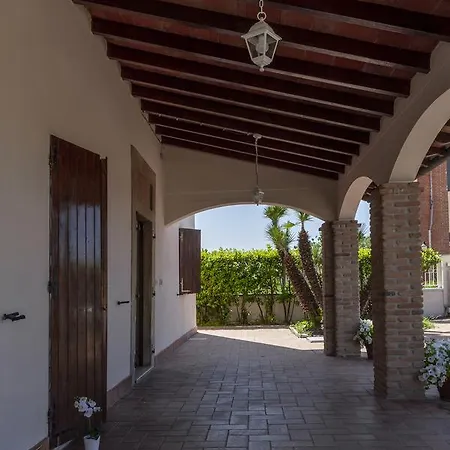 Bed & Breakfast Flori's 3*